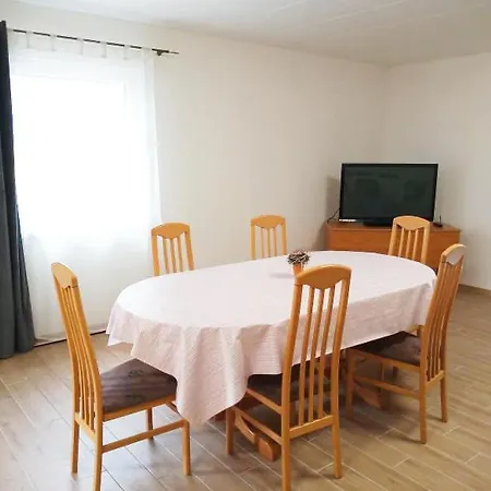 בית הארחה Adriana