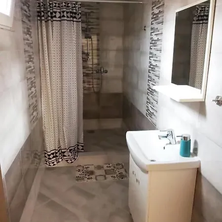 Adriana בית הארחה