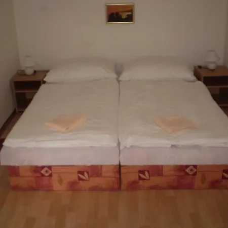 בית הארחה Adriana